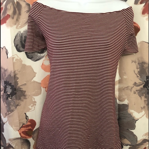 Old Navy Tops - Off the shoulder top